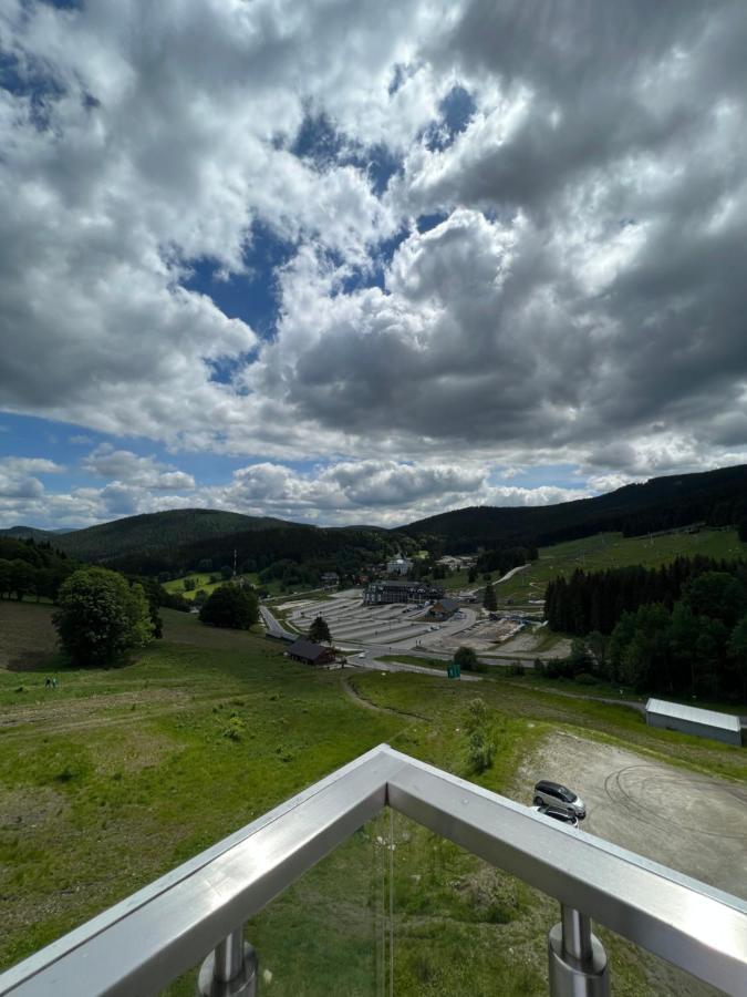 Aparthotel Apartamenty Czarna Gora 320 Сенна Экстерьер фото