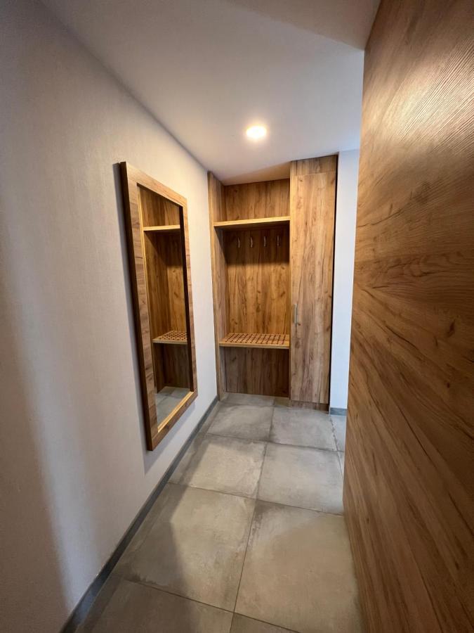 Aparthotel Apartamenty Czarna Gora 320 Сенна Экстерьер фото