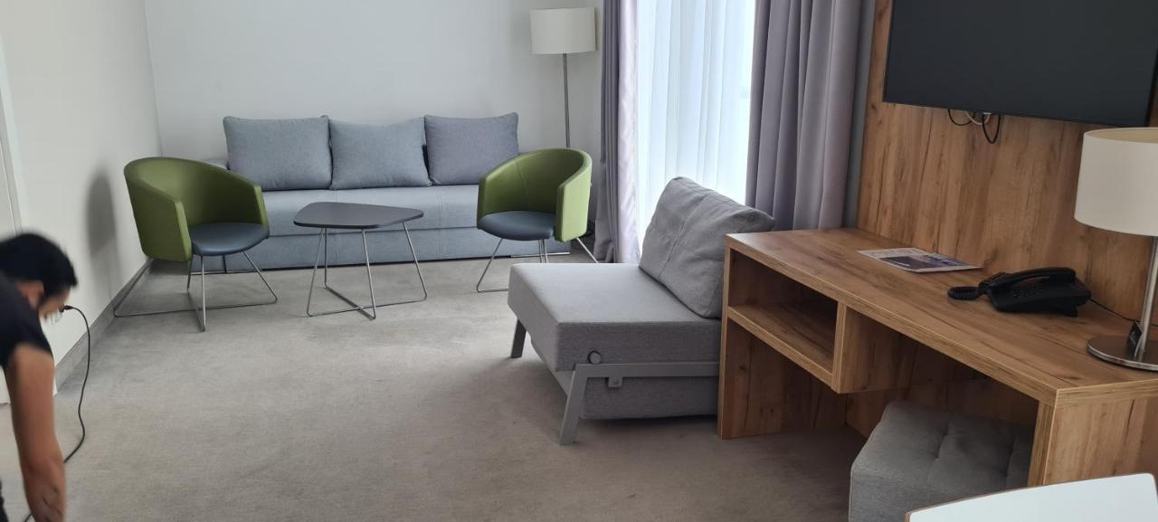 Aparthotel Apartamenty Czarna Gora 320 Сенна Экстерьер фото